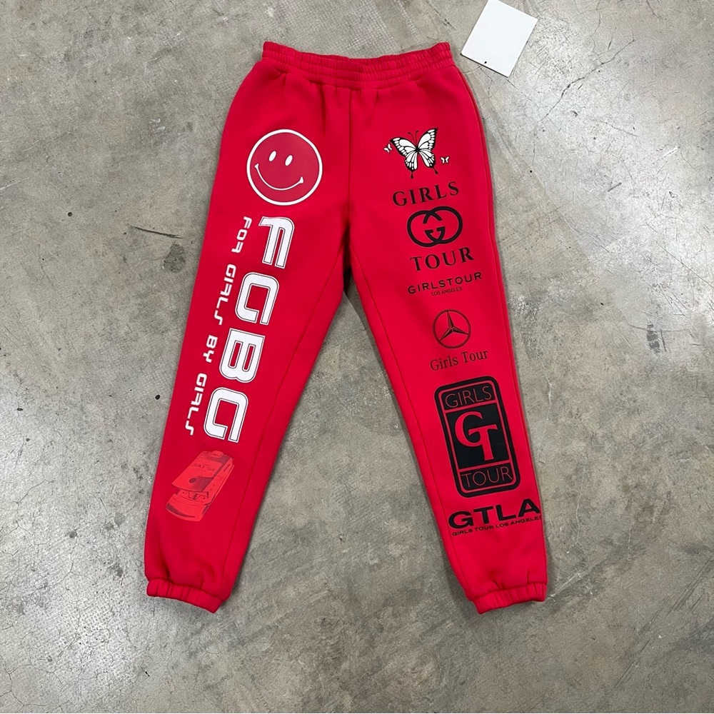 Girls Tour Logo Sweats Sample (D140)